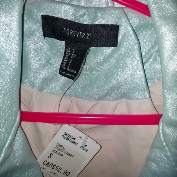 NWT Forever 21 Seafoam Shiny Jacket - Picture 4 of 7